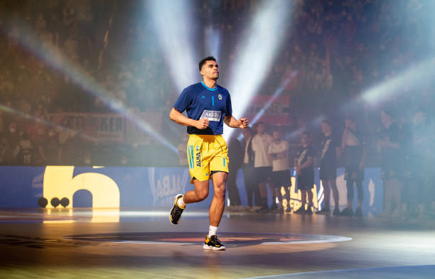 两队在实力 两队在实力