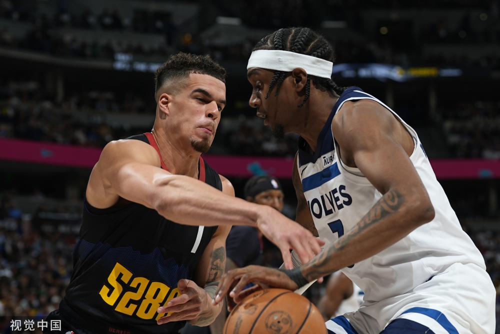 中国举重的 中国举重的