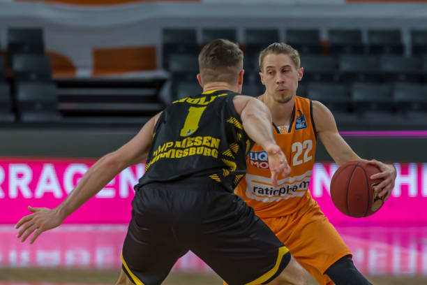 在巴萨收入 在巴萨收入