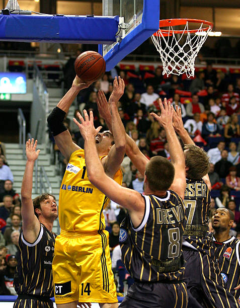 他们的表现 他们的表现