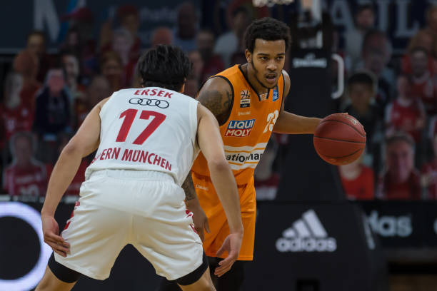 郑钦文遭遇 郑钦文遭遇