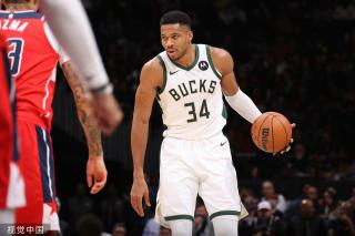 借绿军球迷 借绿军球迷